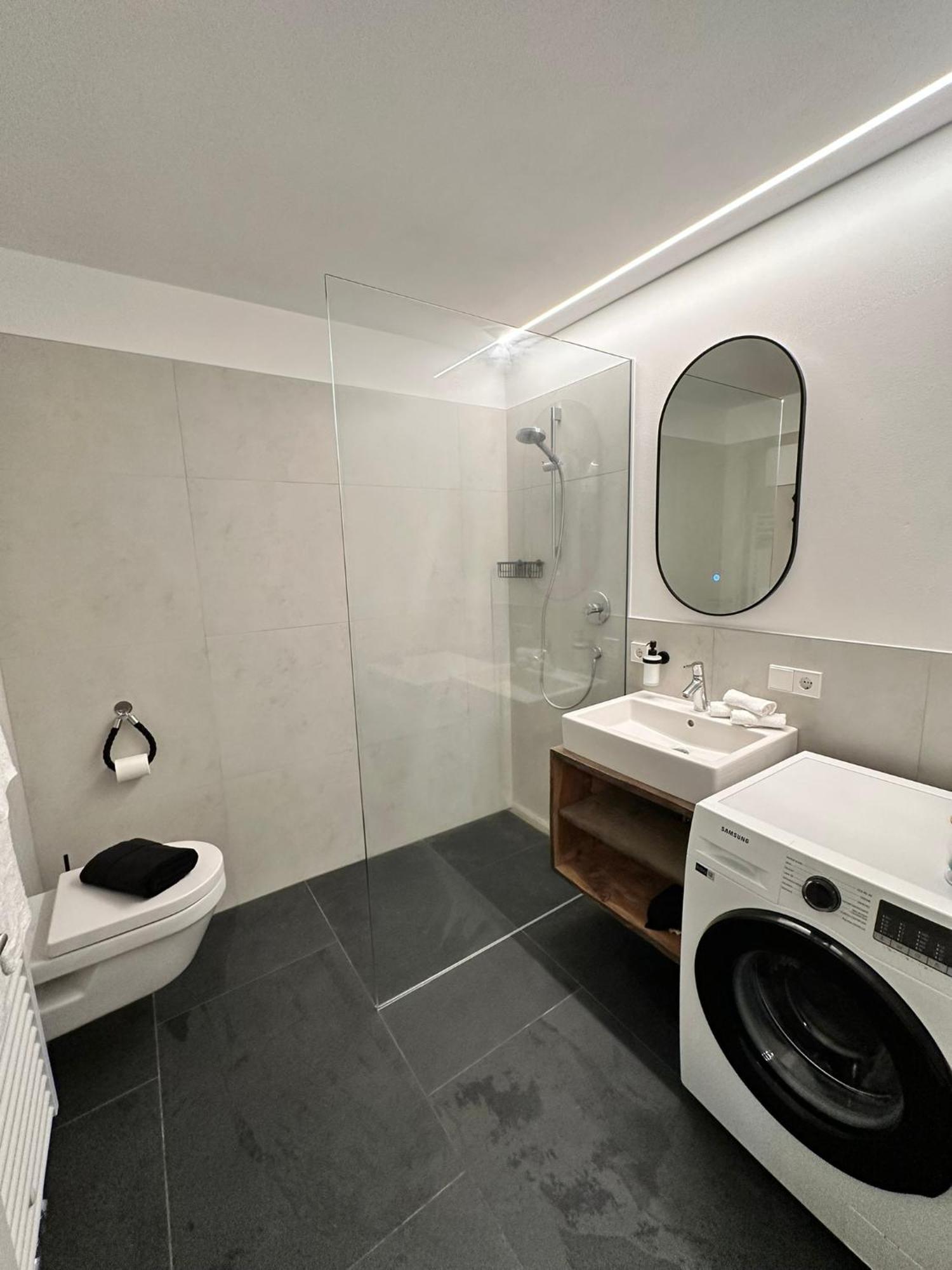 Venostis Apartment Prato allo Stelvio Luaran gambar